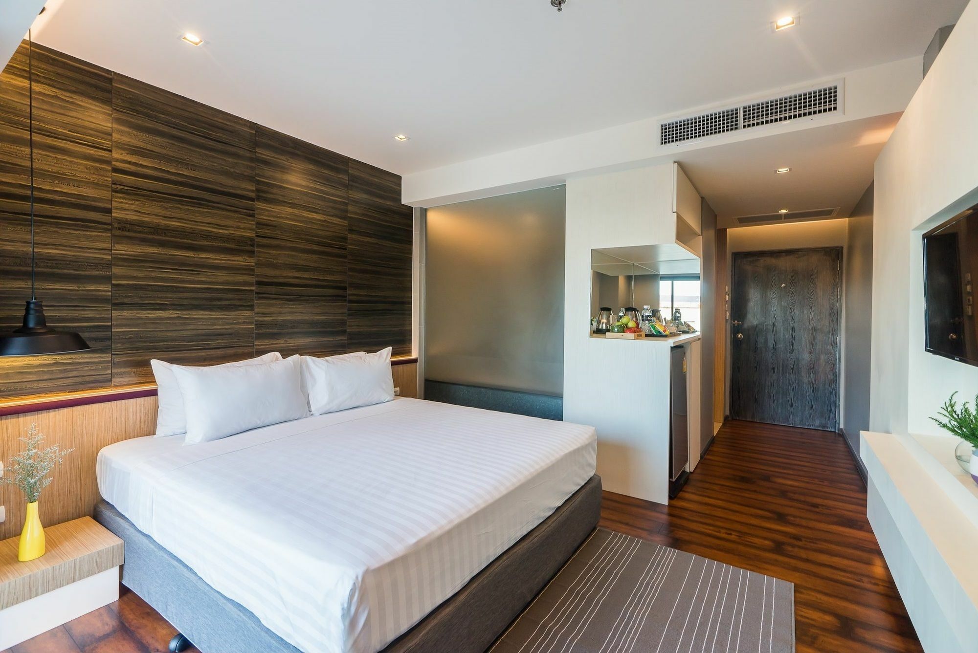 Sea Me Spring Hotel Pattaya Bagian luar foto